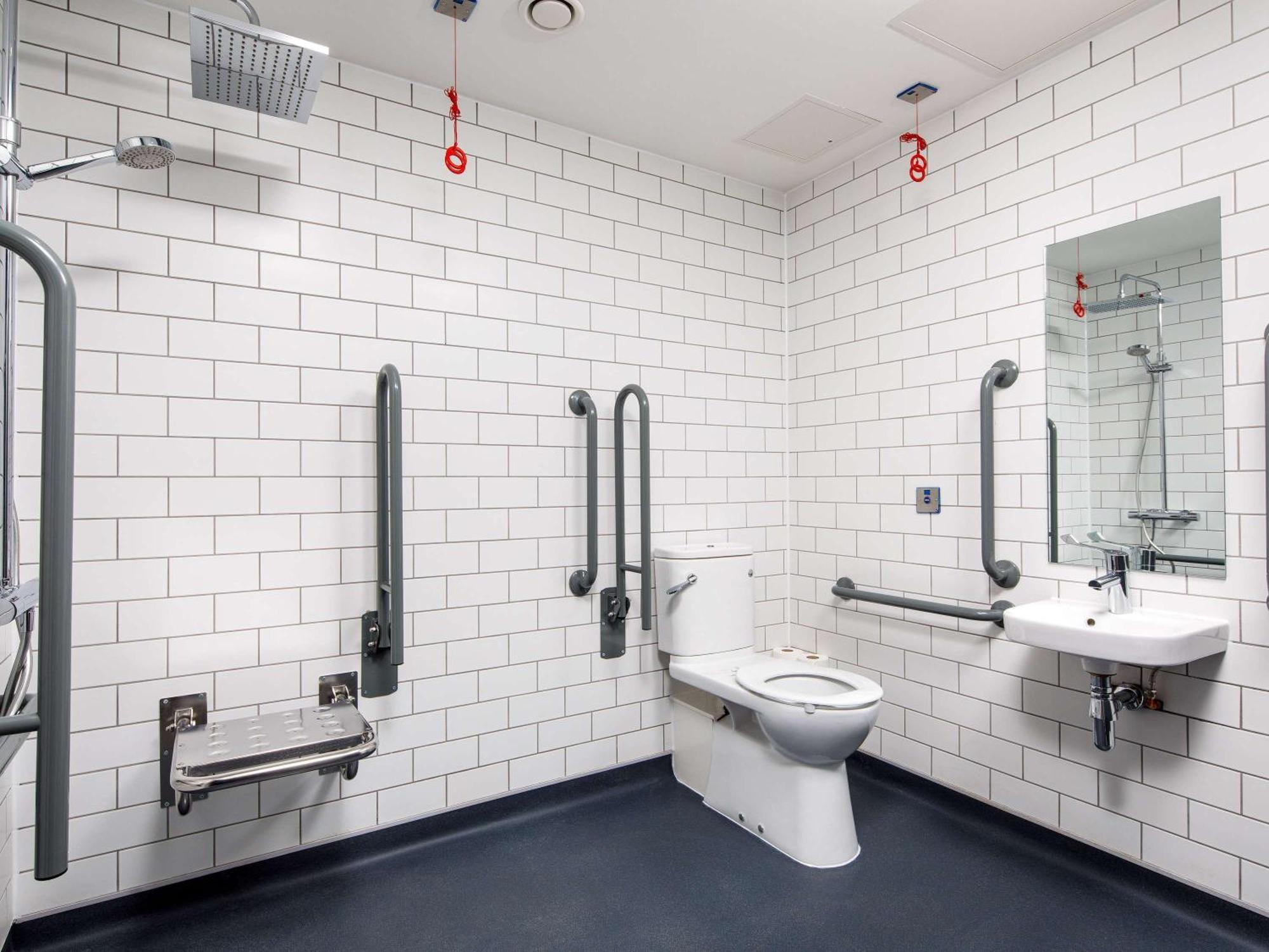 Ibis Budget Sheffield Centre St Marys Gate Экстерьер фото